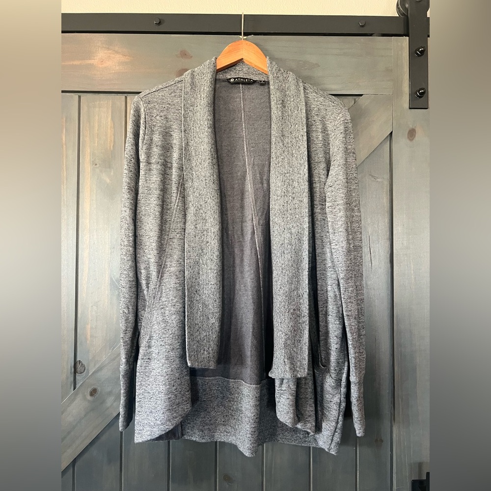 Athleta Pranayama Restore Wrap. Like new!